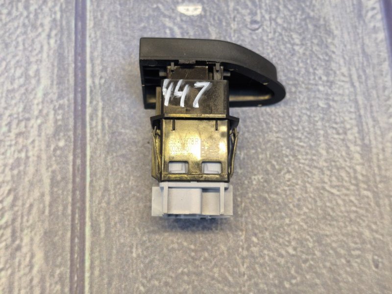 Кнопка центрального замка - фото 9