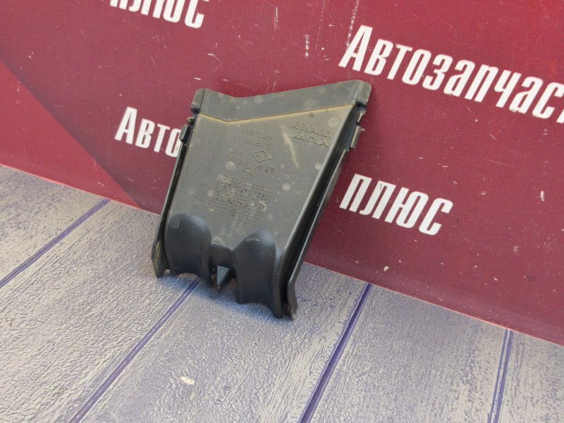 Крышка блока предохранителей - фото 3