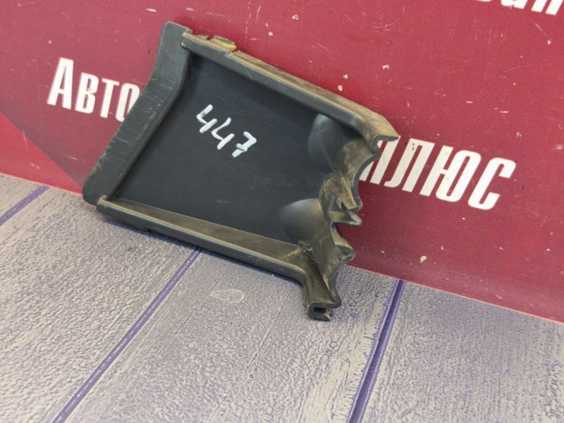 Крышка блока предохранителей - фото 6