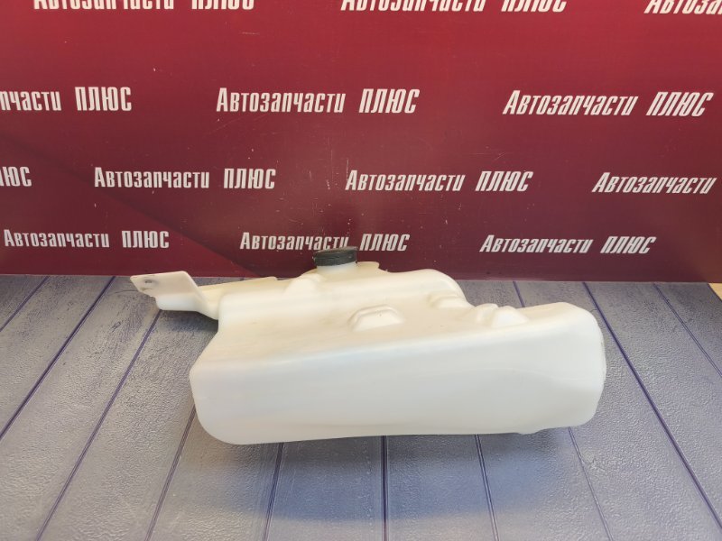 Бачок омывателя - фото 1