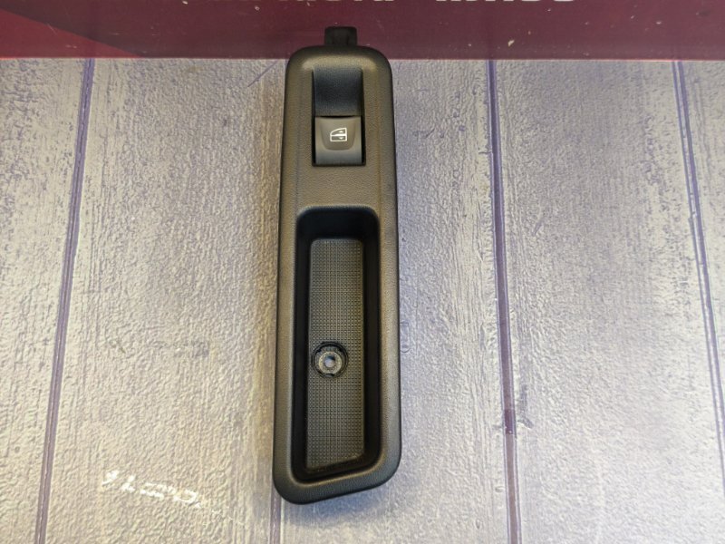 Кнопка стеклоподъемника - фото 4