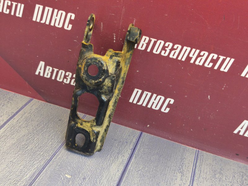 Кронштейн опоры двигателя - фото 3