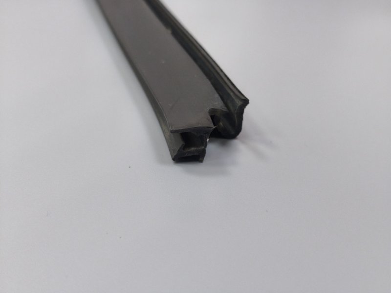 Уплотнитель стекла двери внутренний - фото 7