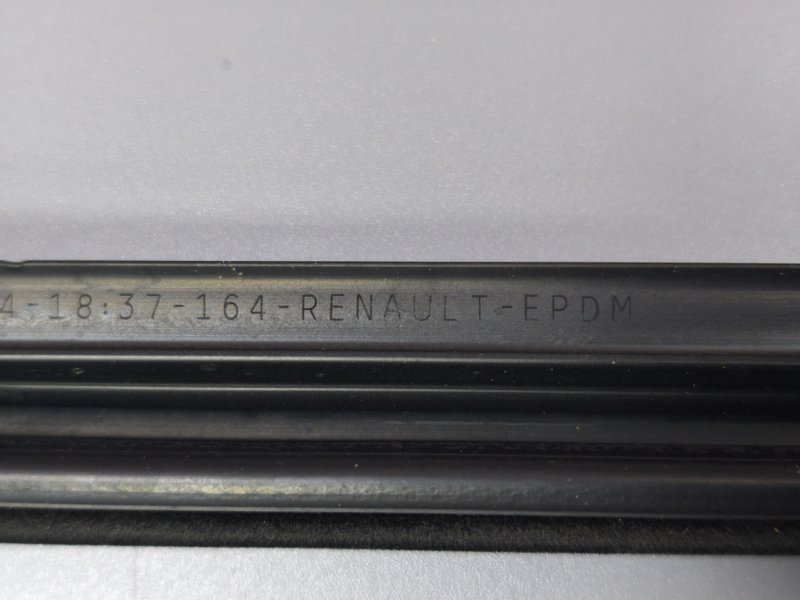 Уплотнитель стекла двери внутренний - фото 10