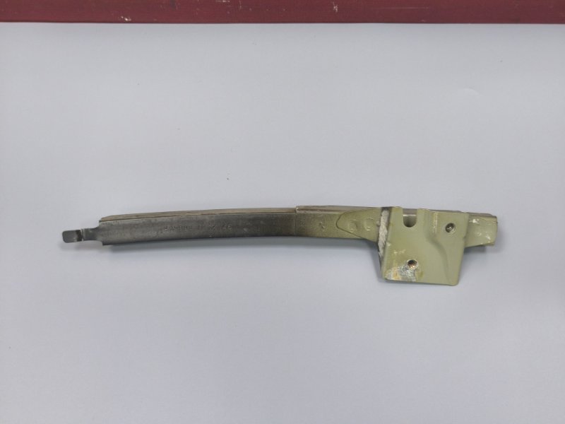 Направляющая стекла двери - фото 7