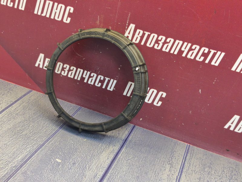 Гайка топливного насоса - фото 3