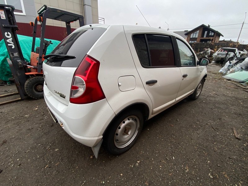 Машина в разбор - фото 3