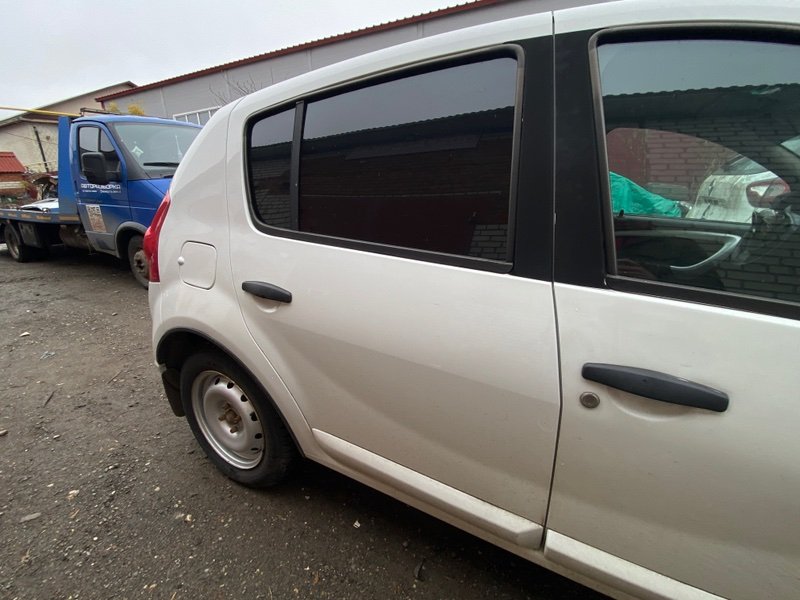 дверь - фото 1