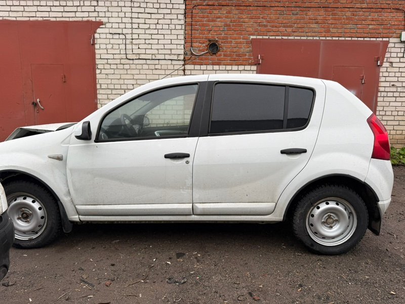 Кузов на запчасти - фото 4