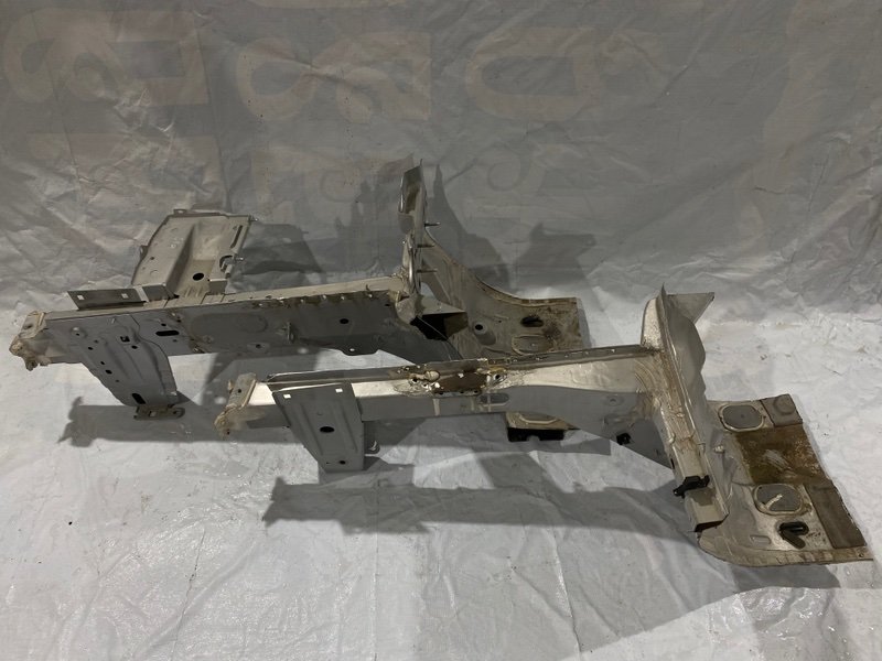 Лонжерон - фото 1