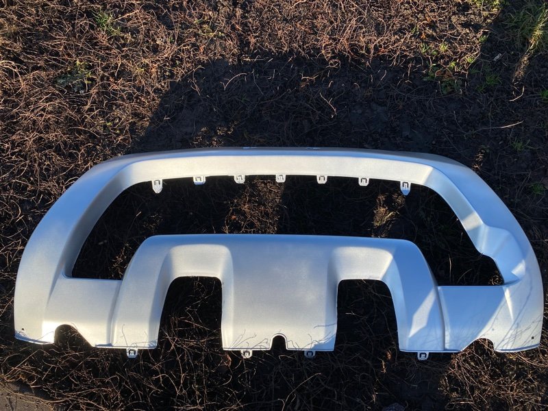 Накладка переднего бампера - фото 1