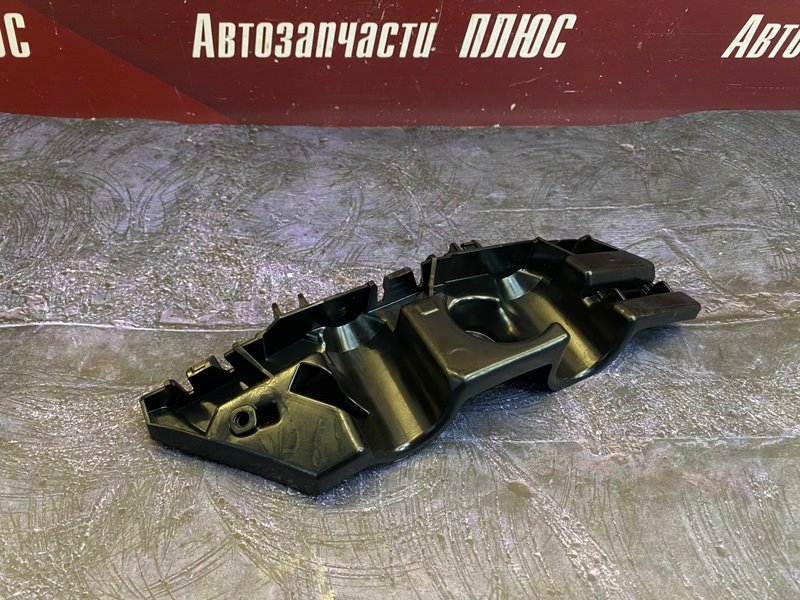 Кронштейн бампера - фото 1