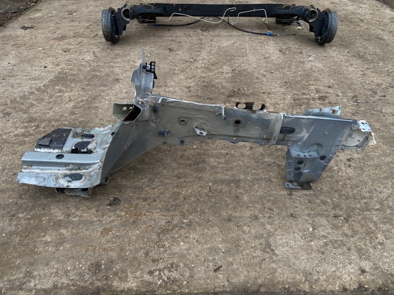 Лонжерон - фото 1