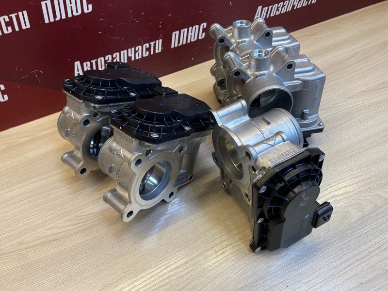 Дроссельная заслонка - фото 1