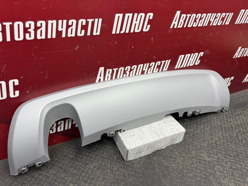 Накладка бампера - фото 2