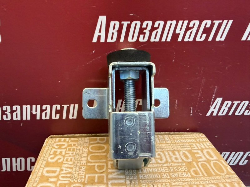 Кронштейн крепления запасного колеса - фото 10