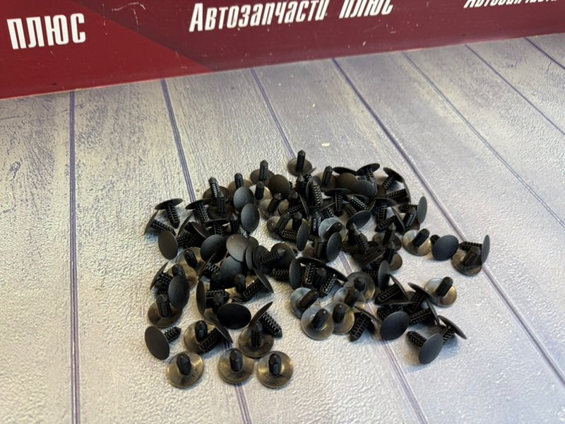 Пистон крепления обшивки пола - фото 2