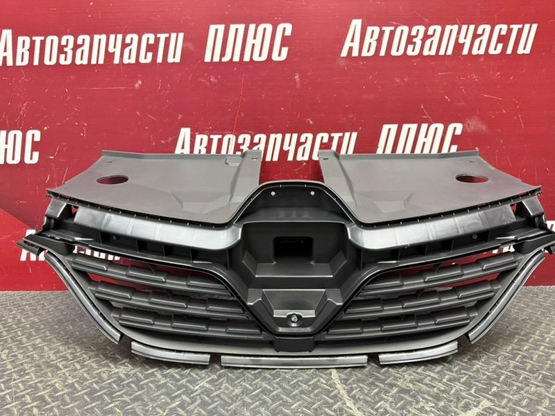 Решетка радиатора - фото 1