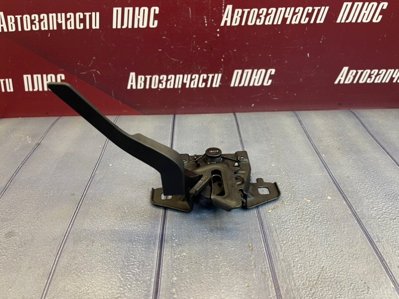 Замок капота - фото 1