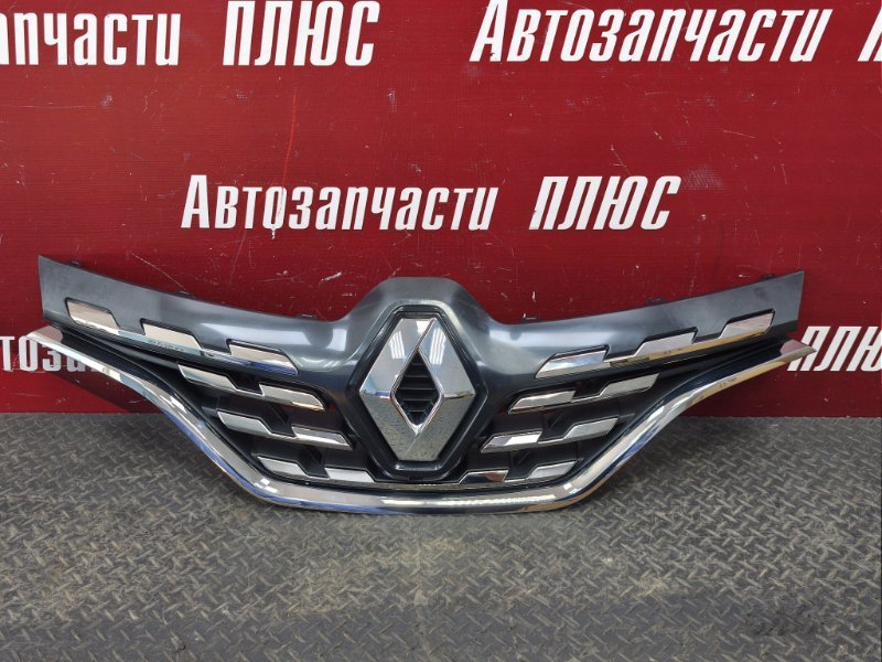 Решетка радиатора - фото 1